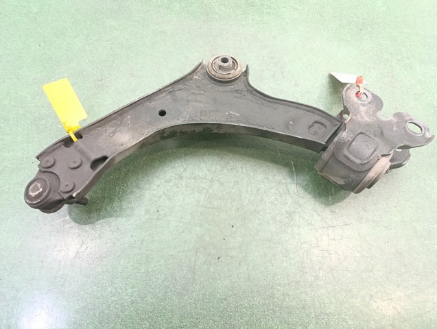 1507181 Brazo inferior derecho de la suspensión delantera  en stock Granada