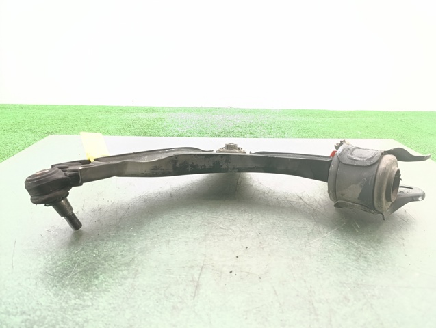 FORD 1507181 Brazo inferior derecho de la suspensión delantera  en stock Salamanca
