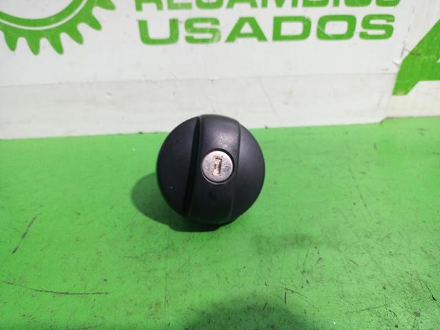 Tapa (tapón) del depósito de combustible Peugeot 208 CA, CC