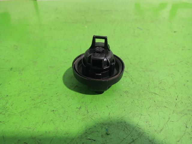 Tapa (tapón) del depósito de combustible Peugeot 208 CA, CC