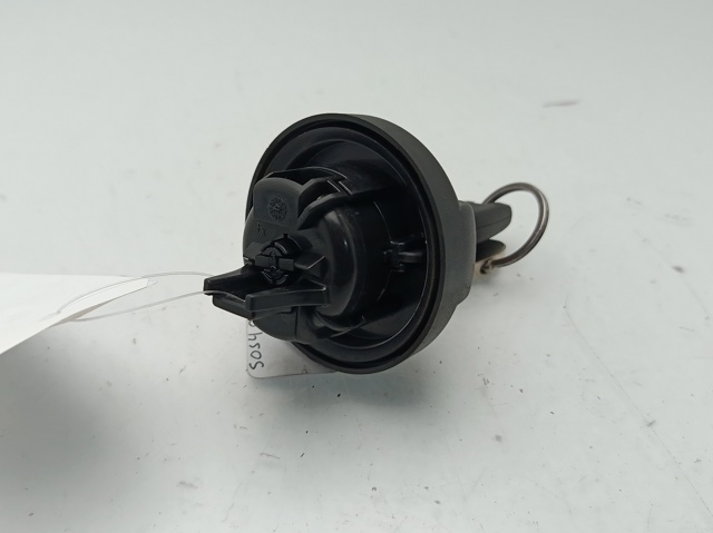 Tapa (tapón) del depósito de combustible Peugeot 208 CA, CC