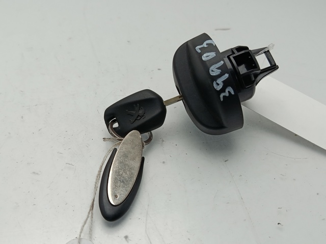 Tapa (tapón) del depósito de combustible Peugeot 208 CA, CC