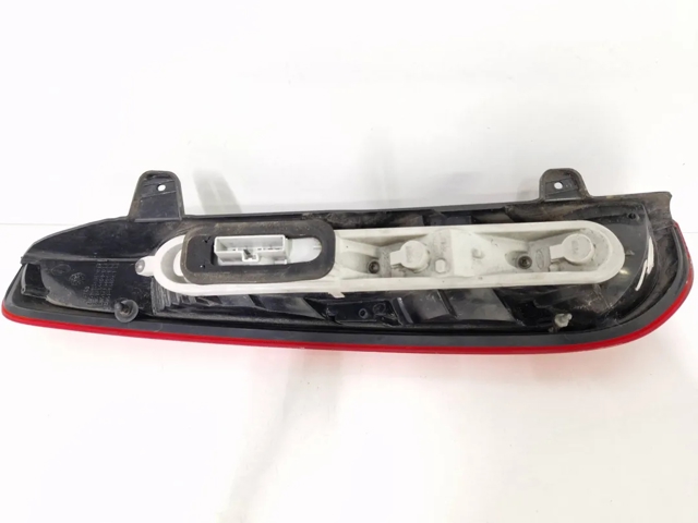 1520762 FORD Piloto trasero derecho  disponible Ourense