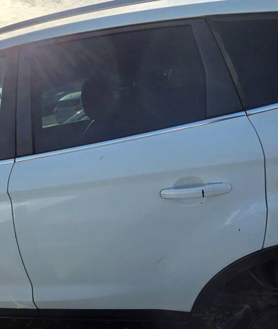 1520947 FORD Puerta trasera izquierda  comprar en Lleida