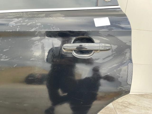 1520947 FORD Puerta trasera izquierda  en stock Córdoba