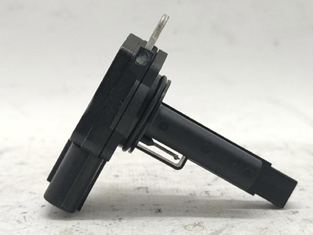1525A021 MITSUBISHI Sensor de flujo de masa de aire  disponible Alicante