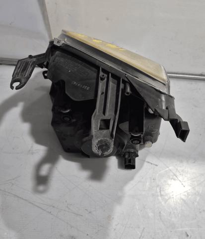 1526782 FORD Faro derecho  comprar en Lleida
