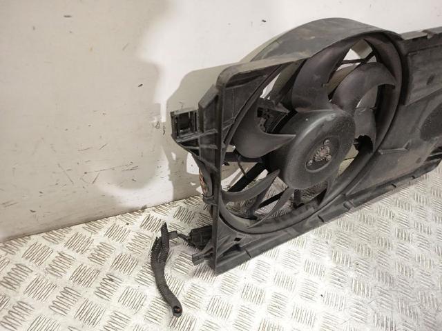 FORD 1530980 Difusor del radiador de refrigeración con motor y hélice  disponible España