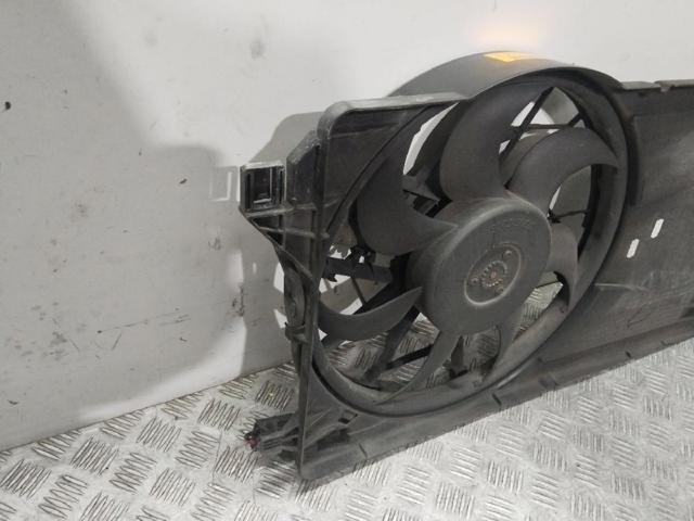1530980 FORD Difusor del radiador de refrigeración con motor y hélice  disponible Ourense
