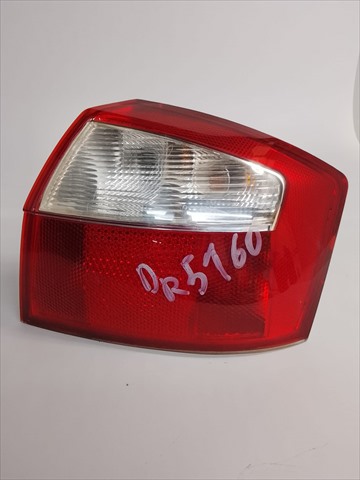 153948 VAG Piloto trasero derecho  en stock Huelva