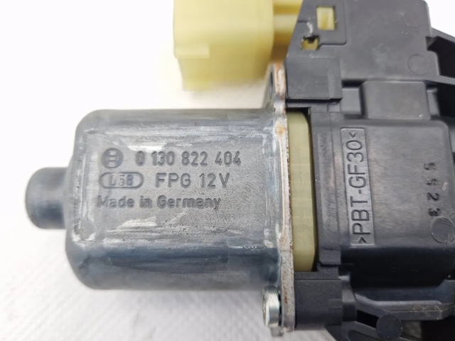 1543207 Motor del elevalunas de la puerta delantera derecha  en stock Castellón