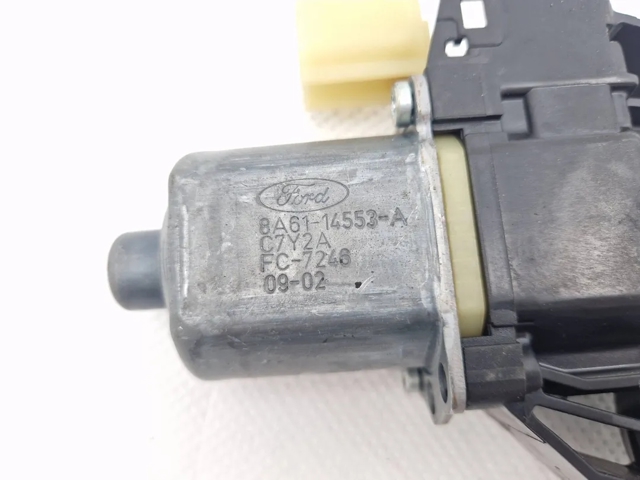 1543207 FORD Motor del elevalunas de la puerta delantera derecha  disponible Vigo