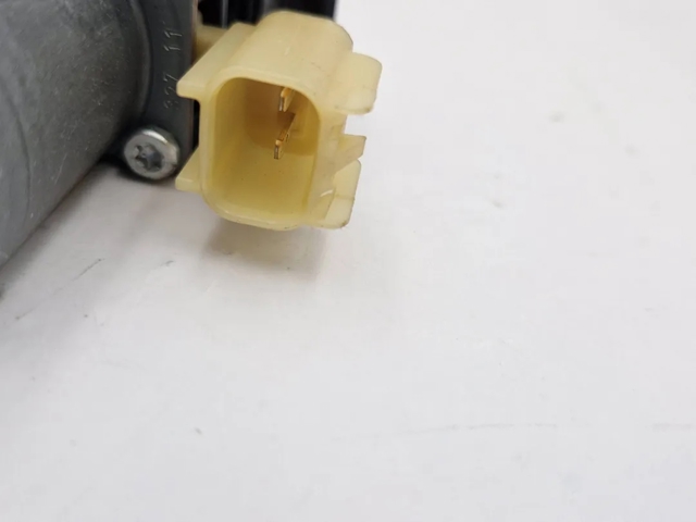 1543207 Motor del elevalunas de la puerta delantera derecha comprar Girona