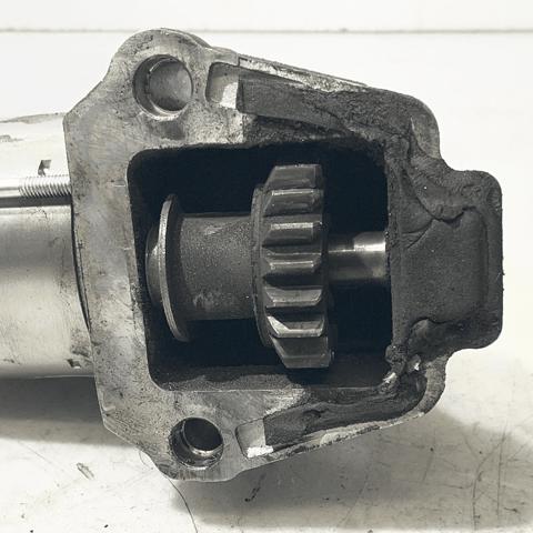 1551240 FORD Motor de arranque  disponible Ourense