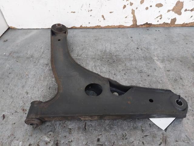 1553246 Brazo inferior derecho de la suspensión delantera  disponible Málaga