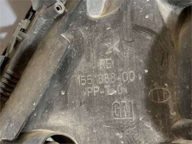 15588800 Faro derecho  disponible Utrera
