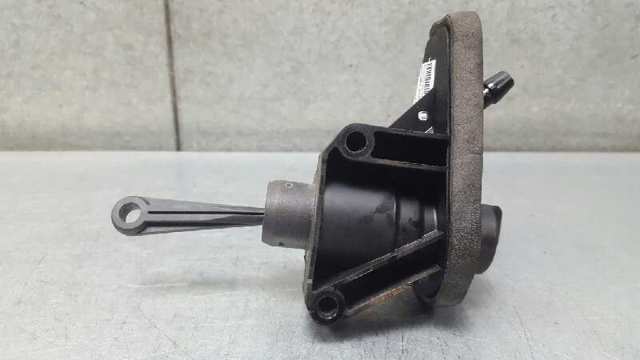 Cilindro maestro de clutch 1558917 FORD