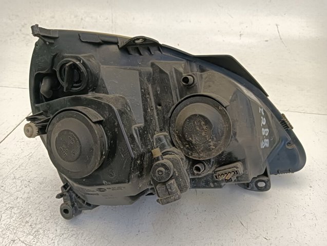 15601700 RENAULT Faro izquierdo comprar Bilbao