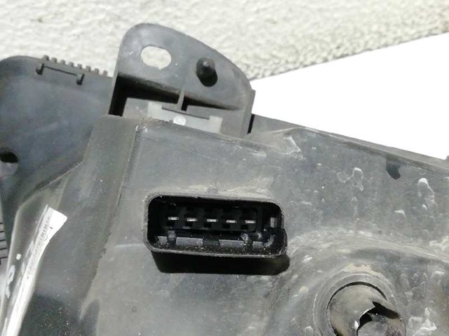 15601700 RENAULT Faro izquierdo comprar Alcalá