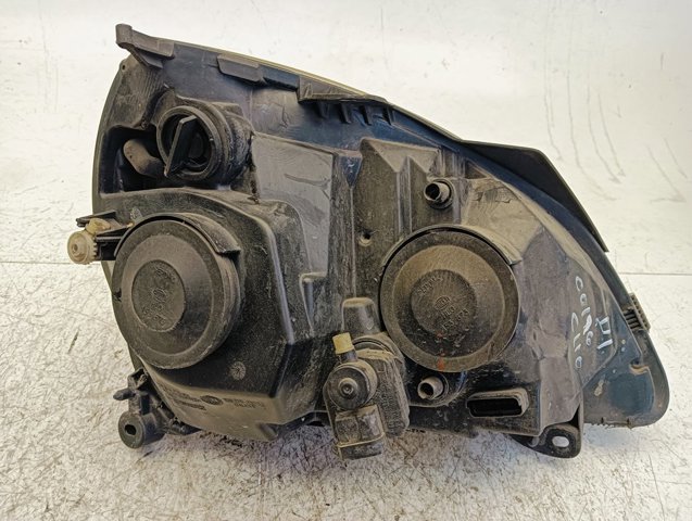 15601700 RENAULT Faro izquierdo comprar Bilbao