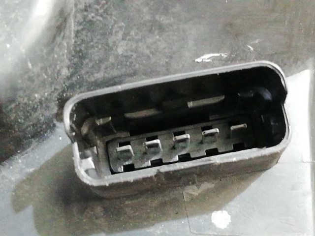15601700LI RENAULT Faro izquierdo  disponible Ourense