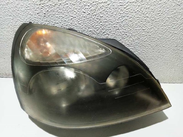 15601800RE RENAULT Faro derecho  en stock Huelva