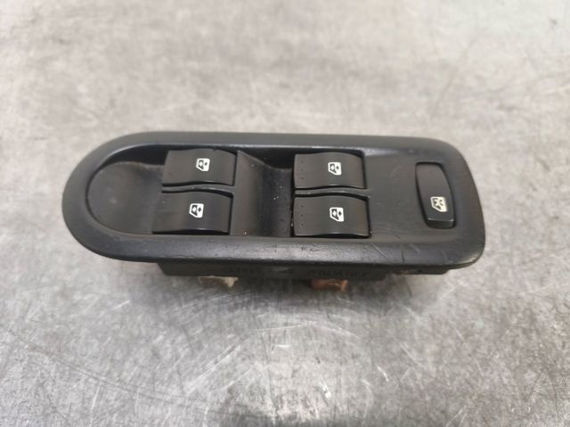 156018070 comprar Almería