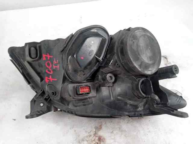 15619200 Faro derecho  en stock Granada