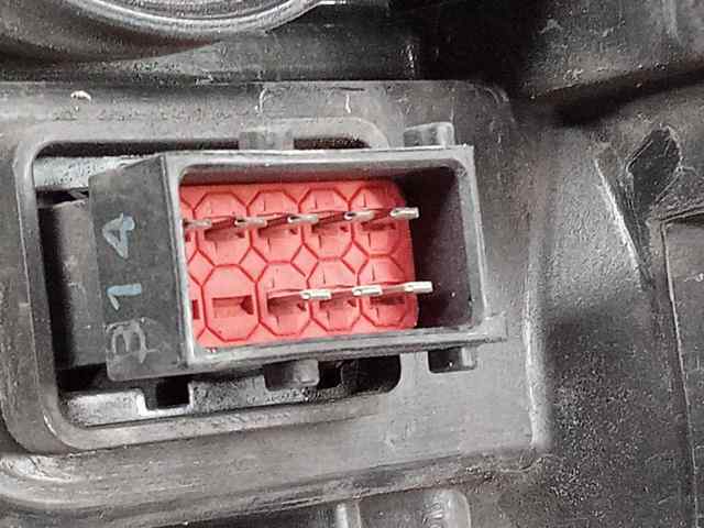 15619200 Faro derecho  comprar en Zaragoza