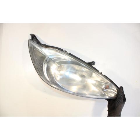 1566724 FORD Faro derecho  en stock Huelva