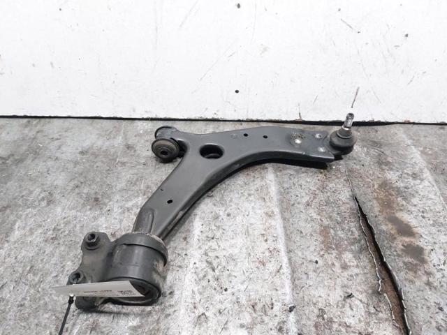 1570284 FORD Brazo inferior derecho de la suspensión delantera  comprar en Oviedo