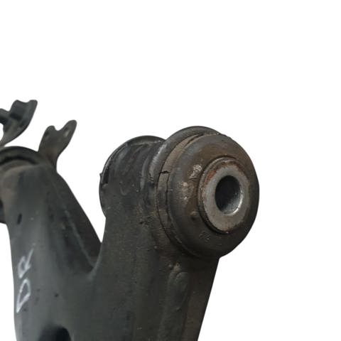 1570284 FORD Brazo inferior derecho de la suspensión delantera  en stock Gandía