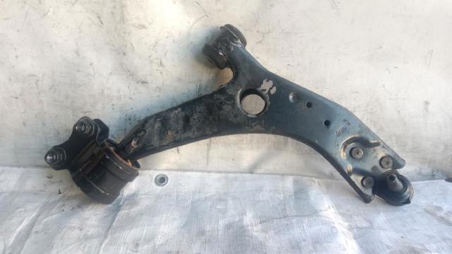 FORD 1570284 Brazo inferior derecho de la suspensión delantera  disponible Lugo