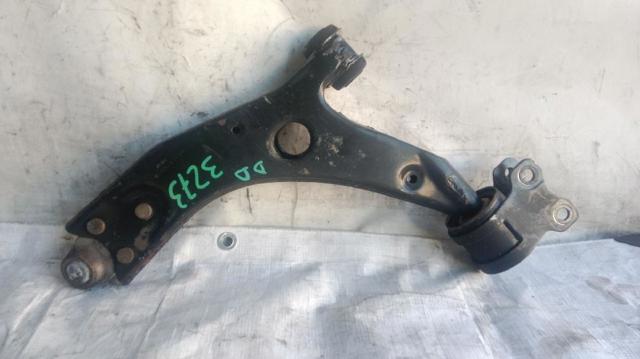 1570284 Brazo inferior derecho de la suspensión delantera  en stock Castellón