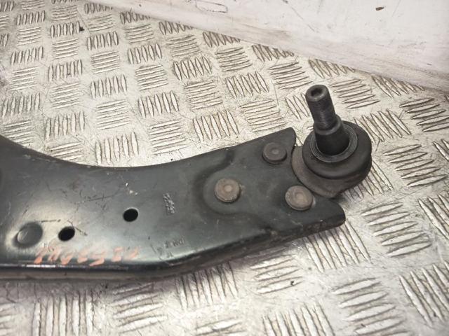FORD 1570285 Brazo inferior izquierdo de la suspensión delantera  disponible Lugo
