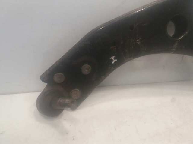 FORD 1570285 Brazo inferior izquierdo de la suspensión delantera comprar Pamplona