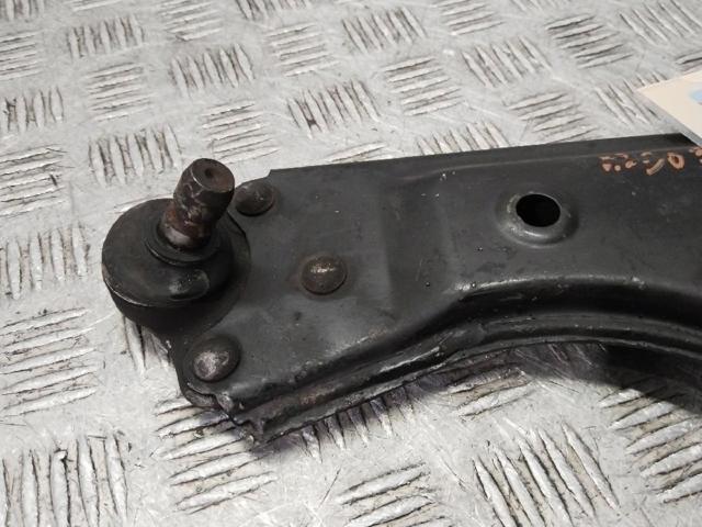 1570285 FORD Brazo inferior izquierdo de la suspensión delantera comprar Bilbao