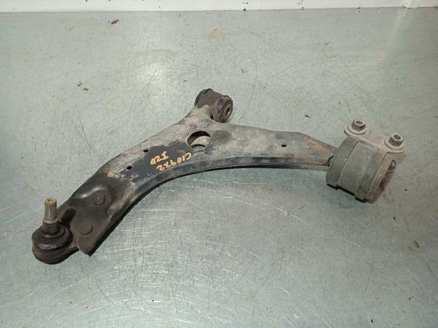 Brazo inferior izquierdo de la suspensión delantera 1570285 FORD