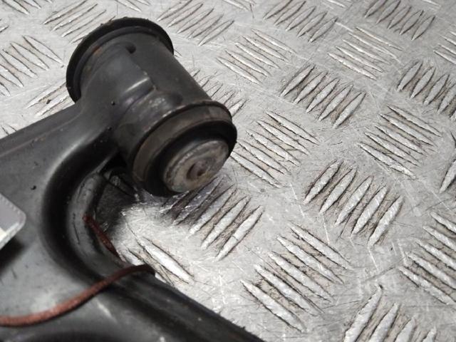FORD 1570285 Brazo inferior izquierdo de la suspensión delantera comprar Barcelona