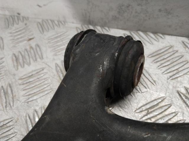 FORD 1570285 Brazo inferior izquierdo de la suspensión delantera comprar Tarragona