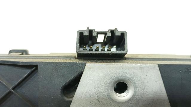 1570448 FORD Cerradura de maletero  en stock Huelva