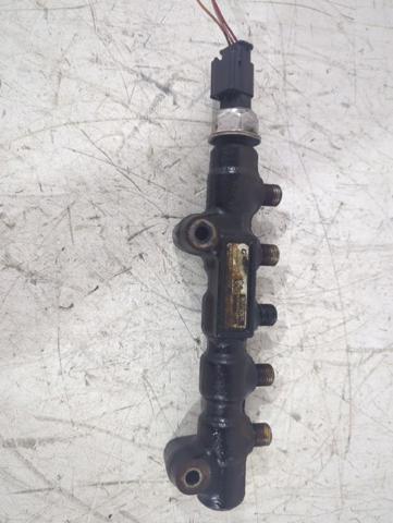 PEUGEOT 1570G2 Rampa de combustible  en stock Salamanca