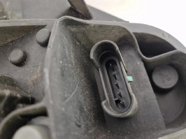 FORD 1579396 Piloto trasero izquierdo  en stock Salamanca