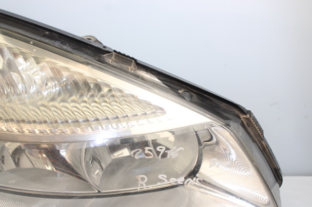 RENAULT 15810400 Faro derecho comprar Barcelona