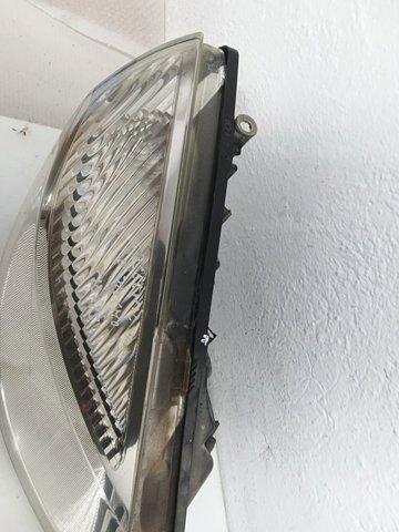 15810400 RENAULT Faro derecho  disponible Vigo
