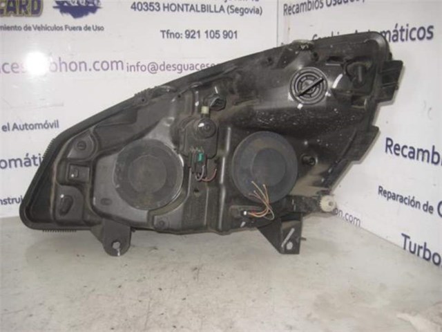 15810400 Faro derecho  en stock Castellón