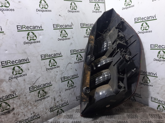 15911500 RENAULT Piloto trasero izquierdo comprar Alcalá