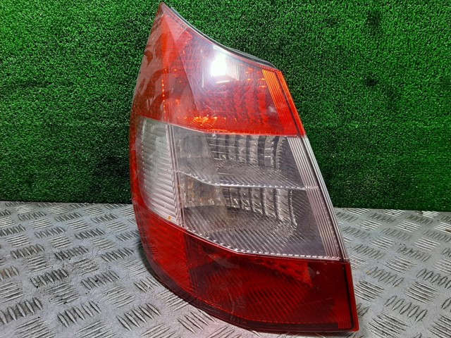 15911500 RENAULT Piloto trasero izquierdo  en stock Gandía