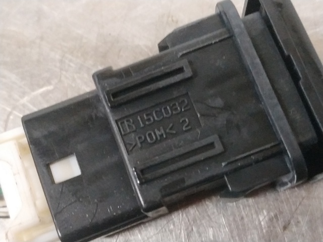 15C032 Toyota