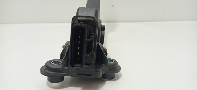 MITSUBISHI 1600A102 Pedal del acelerador  comprar en Murcia